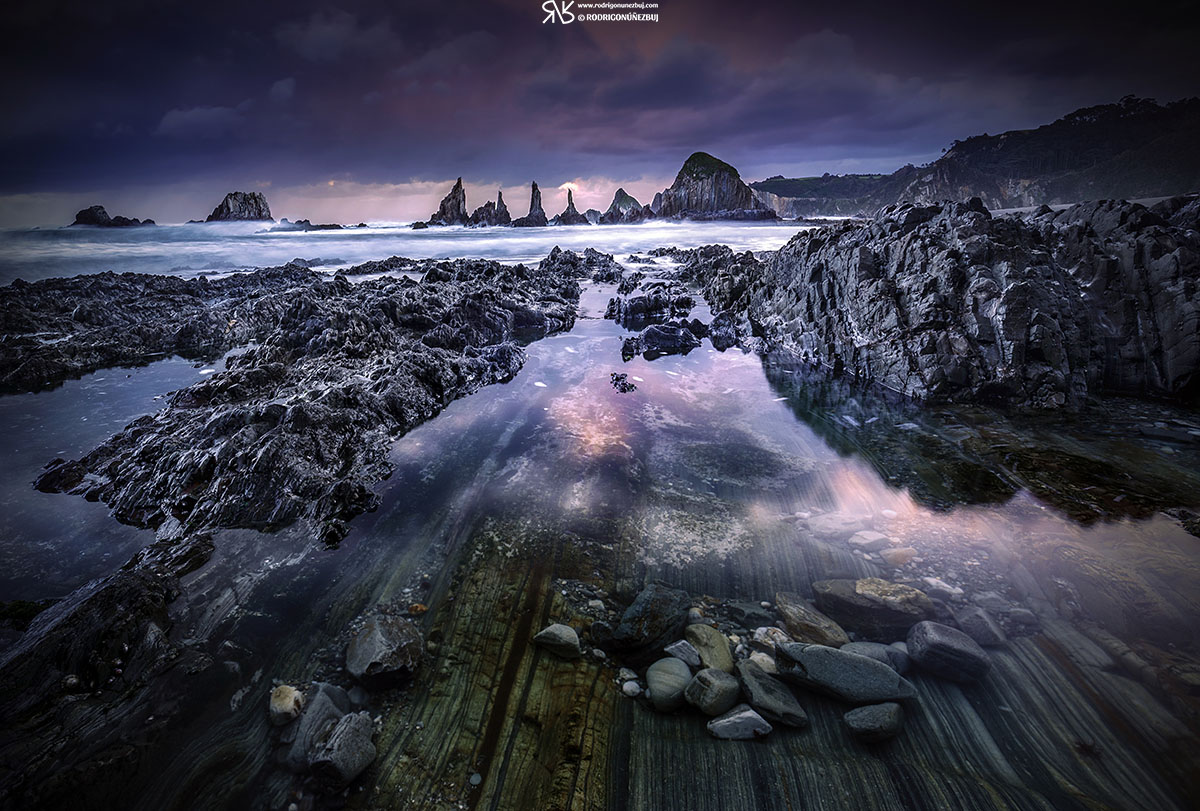 Pricking the sky - playa de Gueirúa